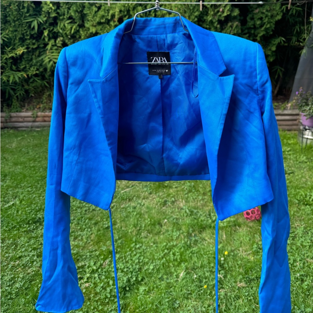 Zara cropped blazer